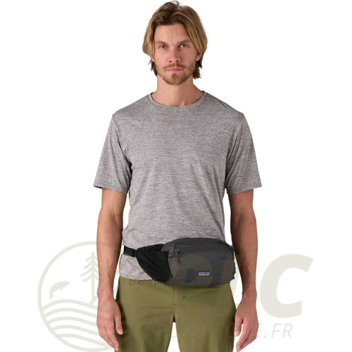 Sac PATAGONIA Terravia Hip Pack Black Action